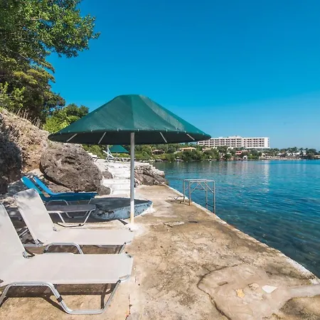 Apartment Kommeno Bay